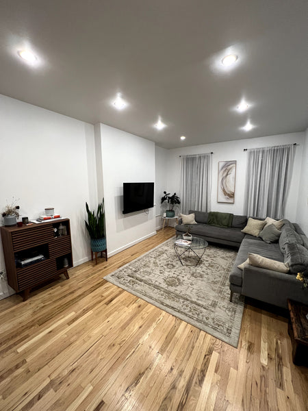 This stylish place to stay is perfect for group trips.<br />Lots of space, natur New York, NY Rental unit in New York · 1 bedroom · 1 bed · 1 bath Entire rental unit vacation rental 40474691
