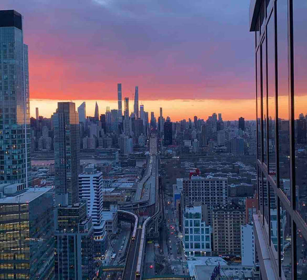 Hello, I'm Julian and I welcome you to my safe and quiet space, this is where I  New York, NY Rental unit in Queens · ★5.0 · 2 bedrooms · 1 bed · 1 shared bath Private room in rental unit vacation rental 820391438673266629