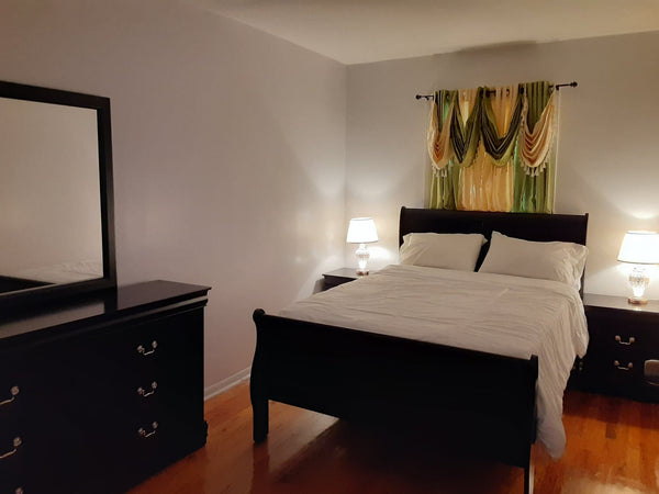 comfortable room all new a double bed New York, United States Rental unit in Queens · ★4.21 · 1 bedroom · 1 bed · 1 private bath Private room in rental unit vacation rental 38724583