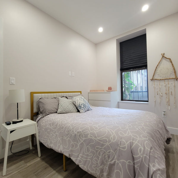 Talk to me+1917 on294 we0248 <br />Take it easy at this unique and tranquil cozy Rio de Janeiro, Brazil Rental unit in New York · ★5.0 · 1 bedroom · 1 bed · 1.5 shared baths Private room in rental unit vacation rental 43379017