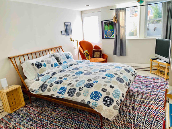 This private lower garden-level unit is comfortably furnished for your stay. Loc New York, NY Guest suite in Queens · ★4.78 · 1 bedroom · 2 beds · 1 bath Entire guest suite vacation rental 23437793