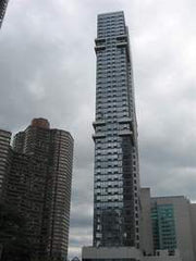 About 10 minutes walk to Times Square.<br />There is a 24/7 supermarket across t New York, NY Rental unit in New York · 1 bedroom · 1 bed · 1 shared bath Private room in rental unit vacation rental 19914250