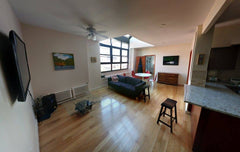 Our top-floor apartment has an extremely spacious living room and great occupant Indianapolis, IN Rental unit in New York · ★4.0 · 1 bedroom · 1 bed · 1 bath Private room in rental unit vacation rental 8286476