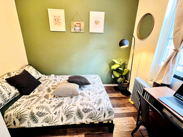 This apartment is 5 min walk from Subway Hub in Queens. The closest subway stati United States Home in Queens · ★3.67 · 1 bedroom · 1 bed · 1 shared bath Private room in home vacation rental 33143544