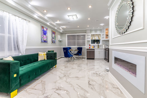 A Little Slice of Luxury….<br />Luxurious, fully-renovated three-bedroom apartme  Home in Brooklyn · ★4.96 · 3 bedrooms · 3 beds · 1 bath Entire home vacation rental 756315002691618118