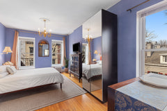 LIVE/WORK IN STYLE at this centrally located GEM in beautiful Brooklyn Heights.  New York, United States Rental unit in Brooklyn · 2 bedrooms · 2 beds · 1 bath Entire rental unit vacation rental 986972778073564796