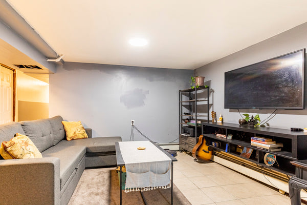 Make some memories at this unique and family-friendly place. New York, NY Home in Brooklyn · ★5.0 · 1 bedroom · 1 bed · 1 shared bath Private room in home vacation rental 755220737964381713