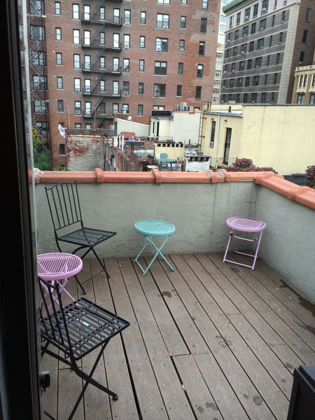 Bright, 1-BR, plus loft sleeper:  accommodates 4-5 people (family).  Upper west  Washington, DC Rental unit in New York · 1 bedroom · 2 beds · 1 bath Entire rental unit vacation rental 4525475