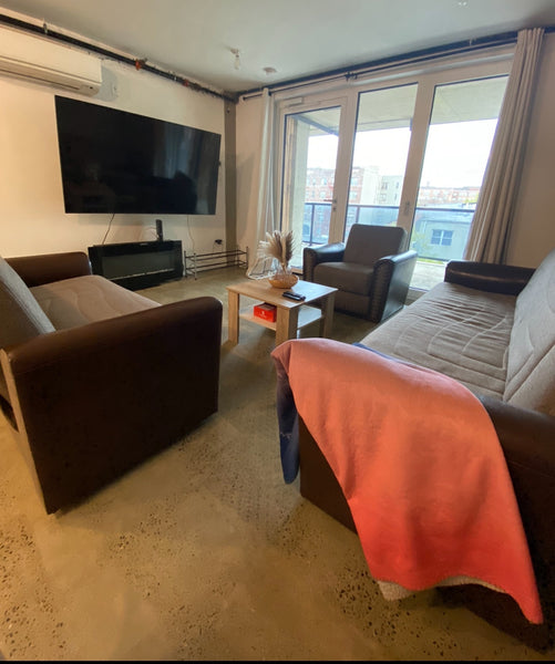 Enjoy a stylish experience at this centrally-located place. The epicenter of Bro  Rental unit in Brooklyn · 1 bedroom · 2 beds · 1 bath Entire rental unit vacation rental 51391555