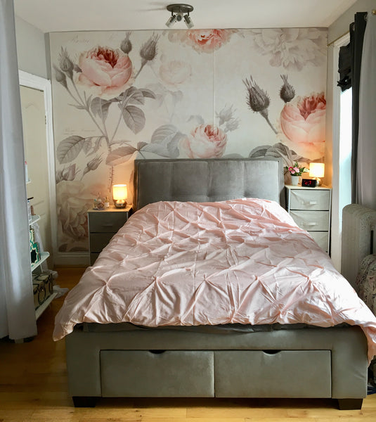 This is a very large comfortable, sun-filled room in an historic Brooklyn browns New York, NY Rental unit in Brooklyn  · 1 bedroom · 1 bed · 1 shared bath Private room in rental unit vacation rental 22081741
