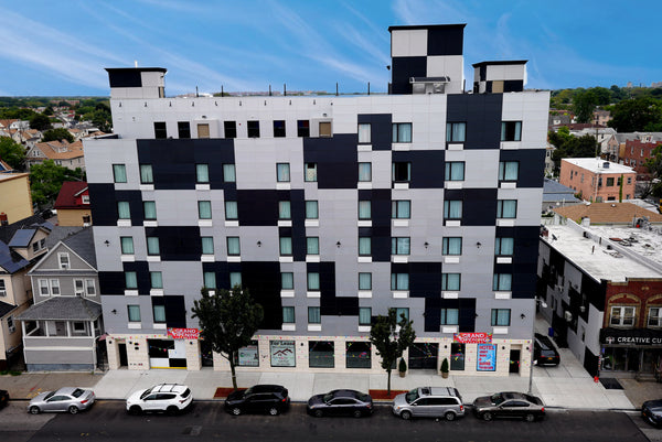 This stylish place is close to must-see destinations. Up-Scale Amenities with Br New York, NY Hotel in Queens · 1 bedroom · 1 bed · 1 private bath Room in hotel vacation rental 1008898957166303997