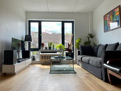 HUGE and MODERN LUXE 2 bedroom<br />Separated wing bedrooms, perfect to share<br New York, NY Rental unit in Brooklyn · 2 bedrooms · 2 beds · 1 bath Entire rental unit vacation rental 51580102