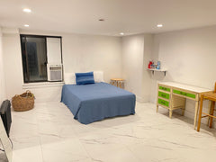 The whole group will enjoy easy access to everything from this centrally located  Rental unit in New York · ★3.0 · 1 bedroom · 1 bed · 1 shared bath Private room in rental unit vacation rental 770606997079772165