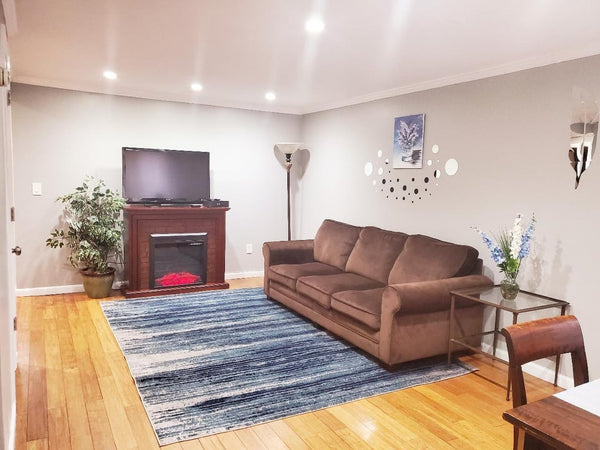 Spacious Bronx Townhouse. In the heart of everything, 1 block from the  5 train  New York, NY Townhouse in Bronx · ★4.96 · 1 bedroom · 2 beds · 1 bath Entire townhouse vacation rental 30109916