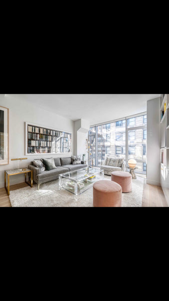 Enjoy a stylish stay at this centrally-located apartment in the heart of Chelsea New York, NY Condo in New York · 2 bedrooms · 2 beds · 2 baths Entire condo vacation rental 53674519