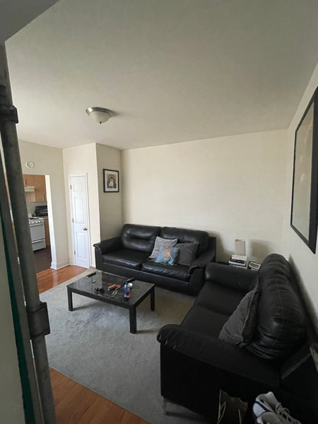 Beautiful one bedroom apartment in the heart of Astoria,Queens. The apartment is New York, NY Condo in Queens · 1 bedroom · 1 bed · 1 bath Entire condo vacation rental 623812432062401934