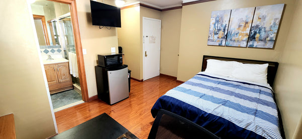 This private and fully furnished studio apartment comes with all the amenities y New York, NY Rental unit in New York · ★4.80 · Studio · 1 bed · 1 bath Entire rental unit vacation rental 49092042