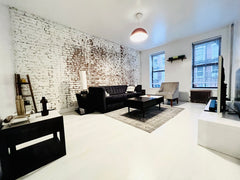 Live like a local in this true two bedroom apartment on one of the best blocks a New York, NY Rental unit in New York · ★4.63 · 2 bedrooms · 2 beds · 1 bath Entire rental unit vacation rental 52453861