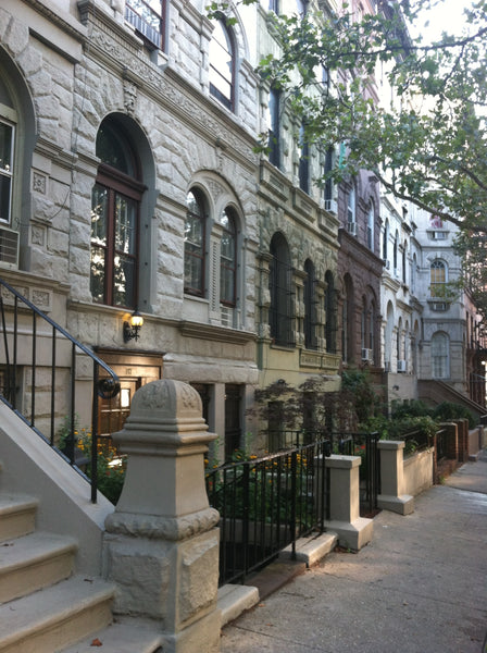 A beautiful, cozy get-away within the heart of New York's Upper West Side. Comfo New York, NY Rental unit in New York · Studio · 1 bed · 1 bath Entire rental unit vacation rental 3083899