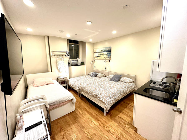 Our apartment is located in the center of Manhattan Midtown near Herald Square a New York, NY Rental unit in New York · ★4.75 · Studio · 3 beds · 1 bath Entire rental unit vacation rental 44594337