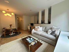 One-bedroom apartment that is spacious, centrally located, bright, & on a tree-l New York, NY Rental unit in Brooklyn · 1 bedroom · 1 bed · 1 bath Entire rental unit vacation rental 639320984780015248