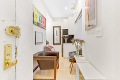 Pet Friendly! Steps away from Grand Central subway to comic con at Javits Center New York, NY Townhouse in New York · ★4.91 · 2 bedrooms · 3 beds · 1 private bath Private room in townhouse vacation rental 46729966
