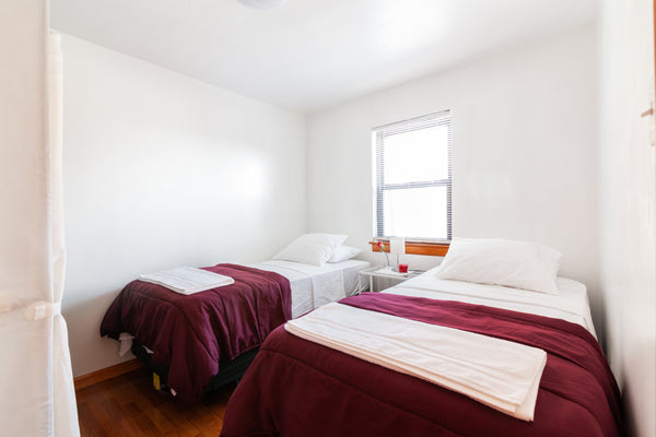 The place is very comfortable, clean and bright, the specialty; the silence, the New York, United States Home in Woodhaven  · ★4.43 · 1 bedroom · 1 bed · 1.5 shared baths Shared room in home vacation rental 23310309