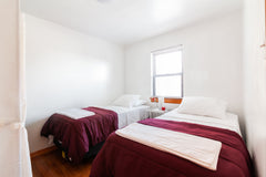 The place is very comfortable, clean and bright, the specialty; the silence, the New York, United States Home in Woodhaven  · ★4.43 · 1 bedroom · 1 bed · 1.5 shared baths Shared room in home vacation rental 23310309