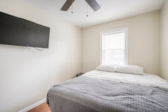 **READ EVERYTHING BEFORE BOOKING**<br /><br />Welcome to our Airbnb! <br /><br / The Bronx, NY Home in The Bronx · ★4.85 · 1 bedroom · 1 bed · 1 shared bath Private room in home vacation rental 872682429699521331