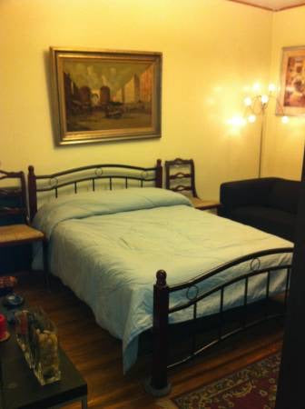 3 Floor Building Department , excellent Private room , with Queen bed with a clo New York, NY Rental unit in Queens · 1 bedroom · 1 bed · 1 bath Private room in rental unit vacation rental 6045917