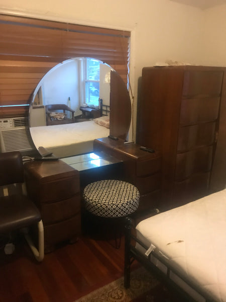 Lovely and cheerful private room and cozy place to stay in quiet queens neighbor  Home in Queens · 1 bedroom · 1 bed · 1 private bath Private room in home vacation rental 609278205075943432