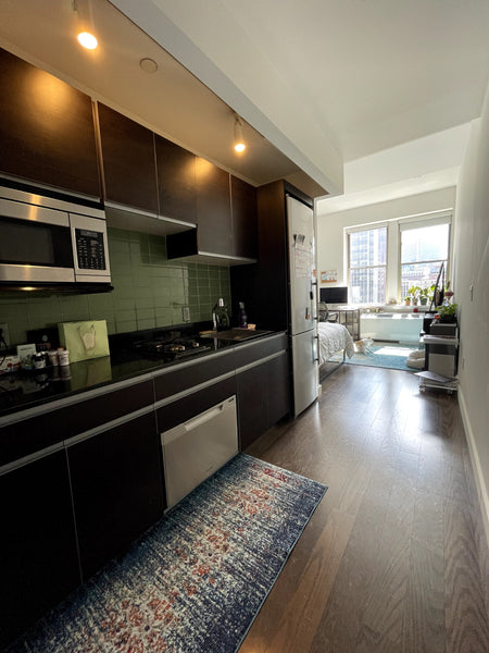 Kick back and relax in this calm, stylish space.<br />Located in Seaport - by Fi New York, NY Rental unit in New York · Studio · 1 bed · 1 bath Entire rental unit vacation rental 686188355262073294