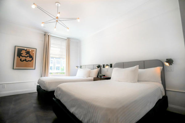 Steeped in history, this Upper West Side property combines modern comfort with t  Serviced apartment in New York · 3 bedrooms · 6 beds · 3 baths Entire serviced apartment vacation rental 939093570322682514