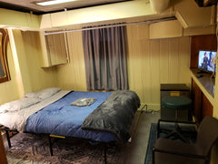 One full/queen bedroom, cozy and ready for a good night rest. The room is one fl New York, United States Home in Brooklyn · ★3.75 · 1 bedroom · 1 bed · 1 private bath Private room in home vacation rental 40195034