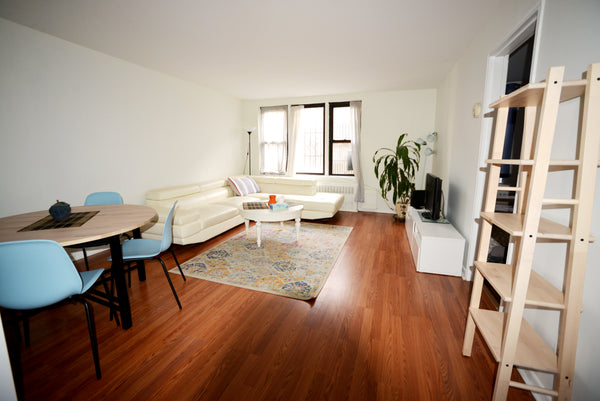 Hi friends! We are renting out my large 1 bedroom Condo in my elevator building  New York, NY Condo in New York · ★4.66 · Studio · 3 beds · 1 bath Entire condo vacation rental 21411274