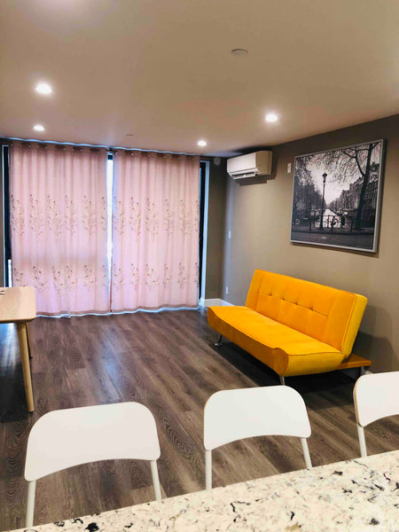 Brand New Sparkling Clean, Luxury Condo near everything! RARE!<br />✔️Close to L  Condo in Elmhurst · ★4.50 · 2 bedrooms · 4 beds · 2 baths Entire condo vacation rental 41155955