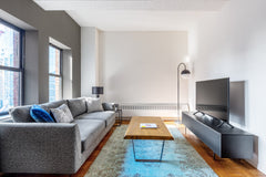 Show up and start living from day one in Midtown with this roomy one-bedroom Blu New York, NY Rental unit in New York · 1 bedroom · 1 bed · 1 bath Entire rental unit vacation rental 41997469