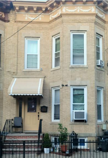 Located in a friendly community. Newly renovated, spacious one bedroom apartment  Rental unit in Queens · 1 bedroom · 2 beds · 1 private bath Private room in rental unit vacation rental 738550730671307518