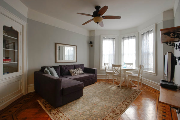 Fully renovated rooms within second floor townhouse apartment.  Our historic Pro New York, NY Rental unit in Brooklyn · ★4.89 · 1 bedroom · 1 bed · 1 private bath Private room in rental unit vacation rental 9725232