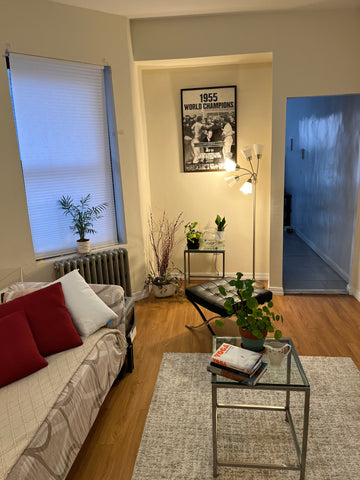 Adorable place in NY, Upper East Side, Madison Ave. One block from Subway Line (  Guesthouse in New York · ★4.86 · 1 bedroom · 1 shared bath Private room in guesthouse vacation rental 691173081458173580