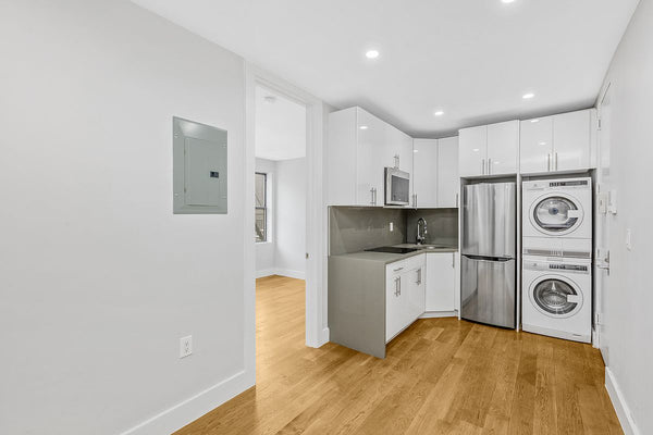 This is a great space and located just 30 minute trip to midtown Manhattan - jus New York, NY Rental unit in New York · ★New · 1 bedroom · 1 bed · 1 shared bath Private room in rental unit vacation rental 1071310524627670635