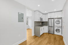 This is a great space and located just 30 minute trip to midtown Manhattan - jus New York, NY Rental unit in New York · ★New · 1 bedroom · 1 bed · 1 shared bath Private room in rental unit vacation rental 1071310524627670635