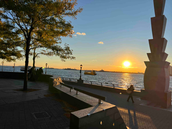 Enjoy true NYC experience and skip the crowded and noisy hotels. <br /><br />Aut New York, NY Condo in New York · ★4.80 · 1 bedroom · 1 bed · 1 private bath Private room in condo vacation rental 698726604633974540