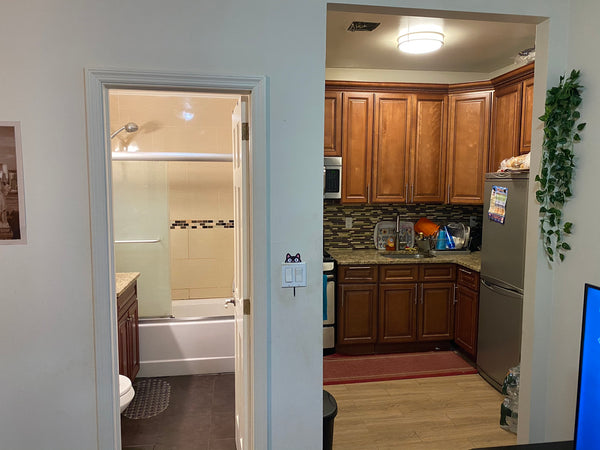 This apartment located in Long Island City, First Floor very close to Manhattan New York, NY Rental unit in Queens · 2 bedrooms · 2 beds · 1 bath Entire rental unit vacation rental 49539983