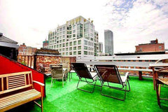 Quaint, cute and cozy apartment ELEVATOR BUILDING on quiet block in heart of mid  Rental unit in New York · 2 bedrooms · 2 beds · 1 bath Entire rental unit vacation rental 43158150