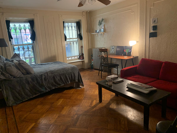 This charming place to stay is perfect for solo travelers looking to meet new fr New York, NY Home in Brooklyn · 1 bedroom · 1 bed · 1 bath Private room in home vacation rental 884714117408787725