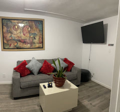 Welcome to our shared cozy apartment. You will have full privacy during your sta New York, NY Home in Brooklyn · ★4.70 · 1 bedroom · 1 bed · 1 shared bath Shared room in home vacation rental 53840594