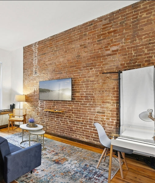 Rare offering! Stunning apt. <br />This loft like open layout studio has a sunke  Rental unit in New York · ★5.0 · 1 bedroom · 1 bed · 1 bath Entire rental unit vacation rental 644202319559232710