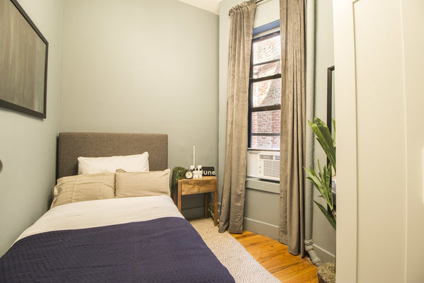 This good-looking, spacious and appealing room is available in East <br />   Vil  Rental unit in New York · 3 bedrooms · 1 bed · 0 shared baths Private room in rental unit vacation rental 797892140796541177