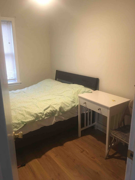 You’ll love my place because of the neighborhood, the comfy bed, the light, and  New York, United States Home in Queens · ★4.90 · 1 bedroom · 1 bed · 1 shared bath Private room in home vacation rental 23965055